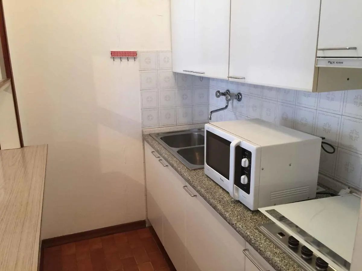 Apartment In Lido Di Jesolo 41095